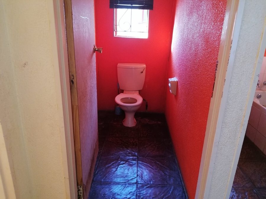 3 Bedroom Property for Sale in Geelhoutpark North West